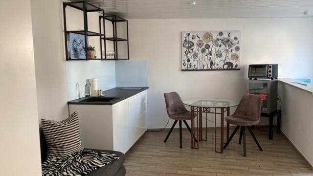 Hirschen Apartments Reute  외부 사진